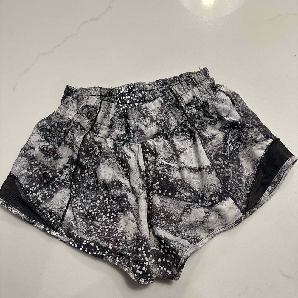 Hotty Hot shorts 2.5 Size 0